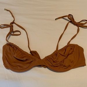 Monday Swimwear Isla Mujeres Top